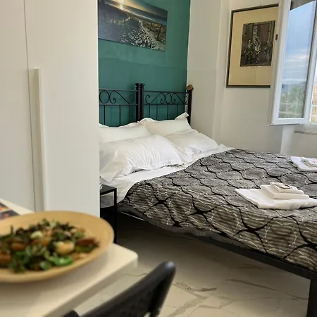 Guest house Cinque Terre & - La Spezia