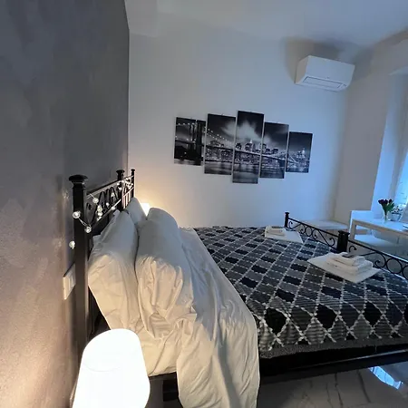 Guest house Cinque Terre & - La Spezia